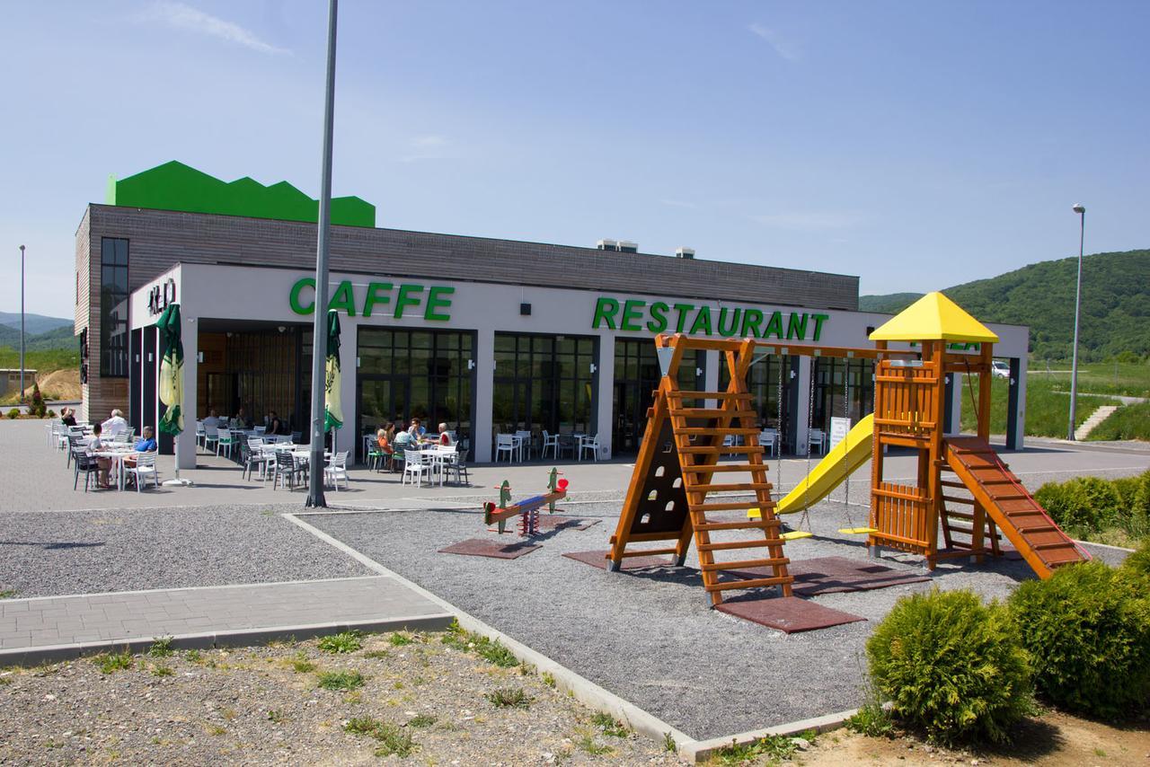 Hotel Lika Jug Brinje Dış mekan fotoğraf