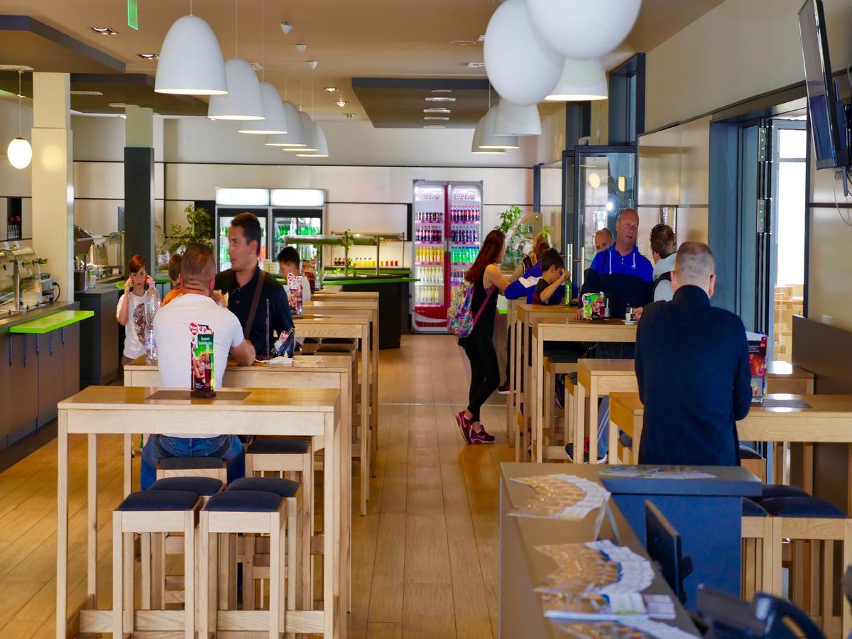 Hotel Lika Jug Brinje Dış mekan fotoğraf