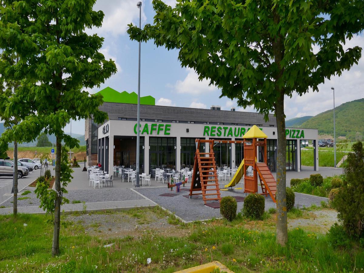Hotel Lika Jug Brinje Dış mekan fotoğraf